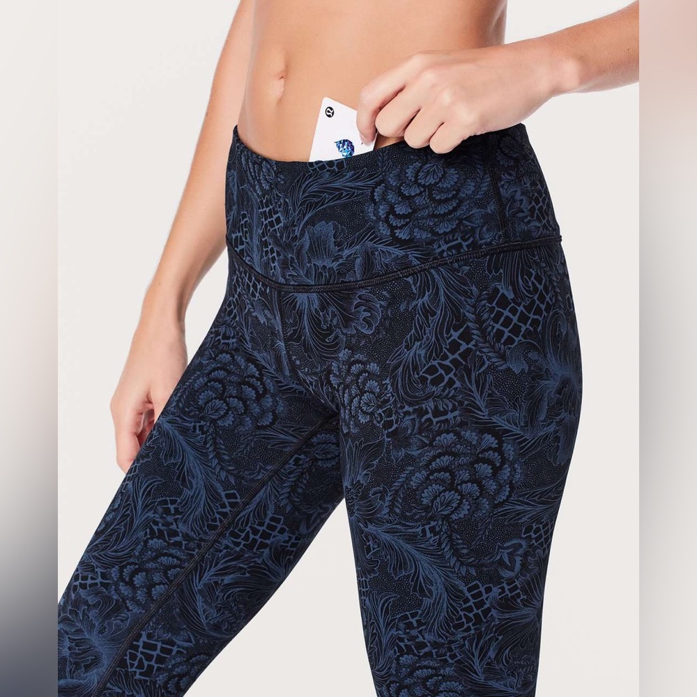 Lululemon Wunder Under Low-Rise Tight Luxtreme 28" Nouveau Mach Blue Black